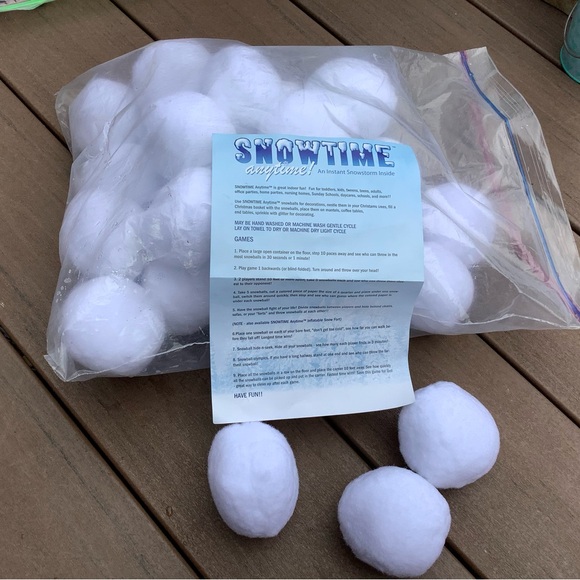 Indoor Snowball Set - Picture 2 of 3